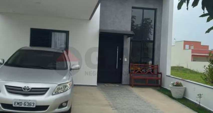 CASA EM CONDOMÍNIO À VENDA NO RESIDENCIAL JARDIM - SOROCABA/SP
