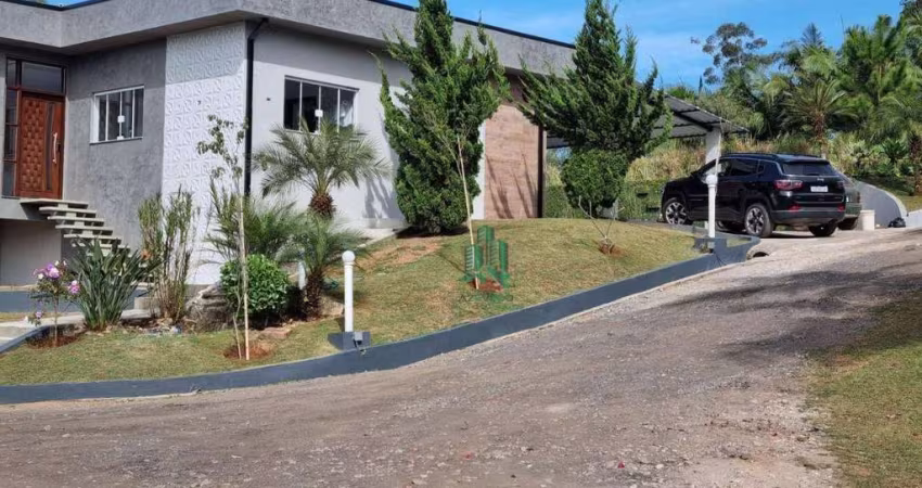 Casa com 4 dormitórios à venda, 250 m² por R$ 800.000,00 - Ipelândia - Suzano/SP