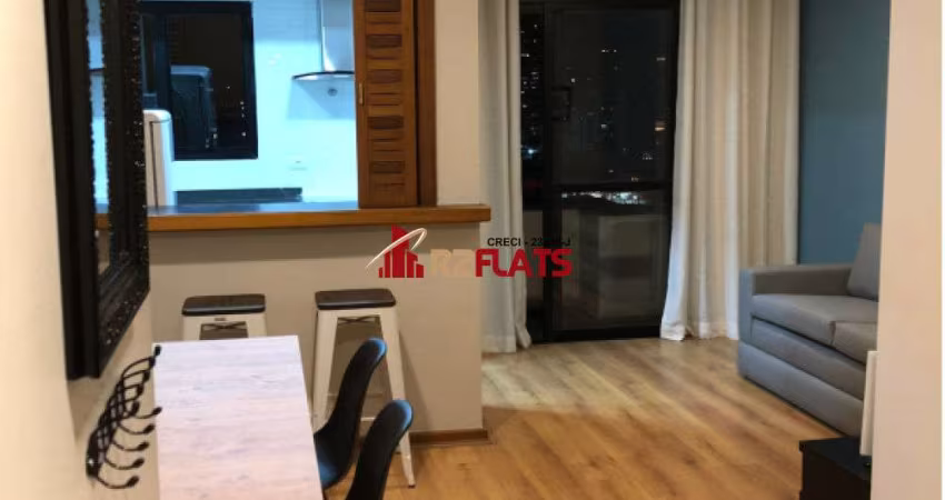 Flat com ótimo preço no bairro Pinheiros. Confira!