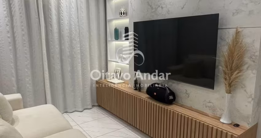 Sobrado à Venda com 2 quartos, 2 banheiros, 2 vagas e 80m² por R$ 369.000