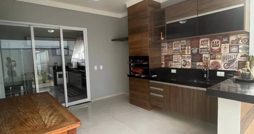 Casa com 3 dormitórios à venda, 210 m² por R$ 1.325.000,00 - Condomínio Lagos D'Icaraí - Salto/SP