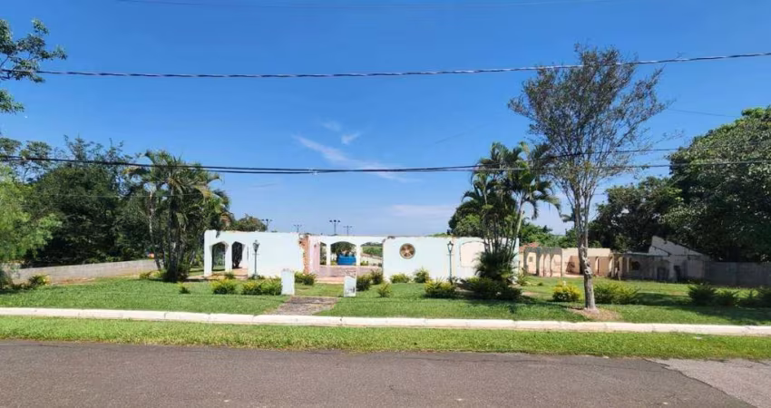 Terreno à venda, 4753 m² por R$ 1.800.000,00 - Condomínio Piccolo Paese - Salto/SP