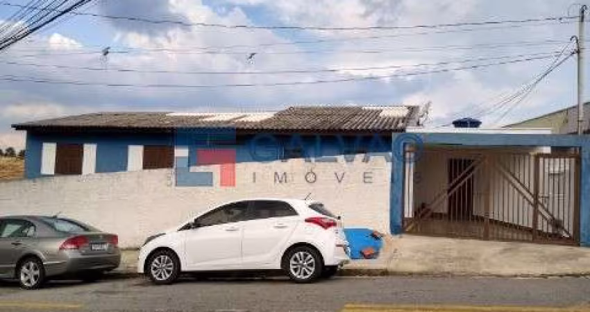Casa à venda no Bairro Jardim São Camilo em Jundiaí- SP