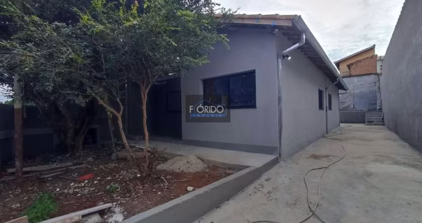 Casa para Locação em Atibaia, Alvinópolis, 3 dormitórios, 1 suíte, 3 banheiros, 5 vagas