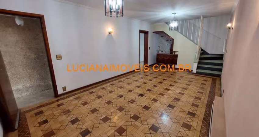 Sobrado para venda possui 178 metros quadrados com 3 quartos em Vila Ipojuca - São Paulo - SP
