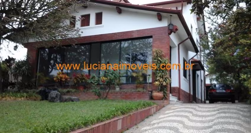 EXCELENTE SOBRADO