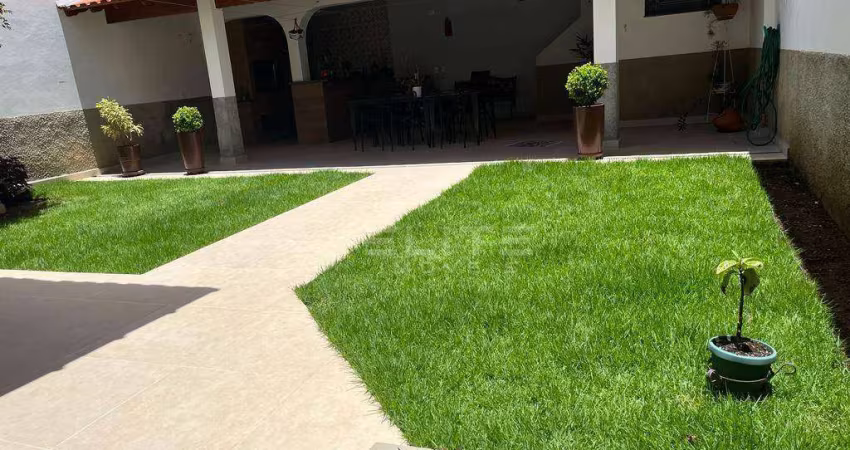 Casa com 4 dormitórios para alugar, 400 m² por R$ 10.686,67/mês - Vila Bastos - Santo André/SP