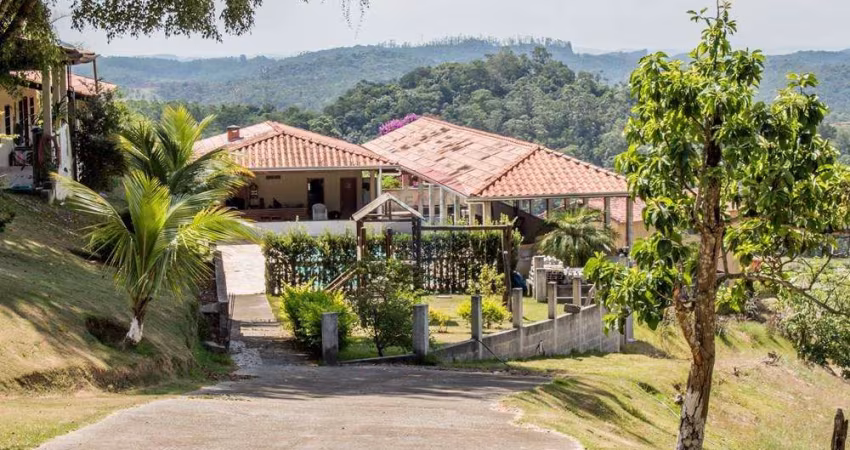 Linda Chacara a Venda em Sabaúna