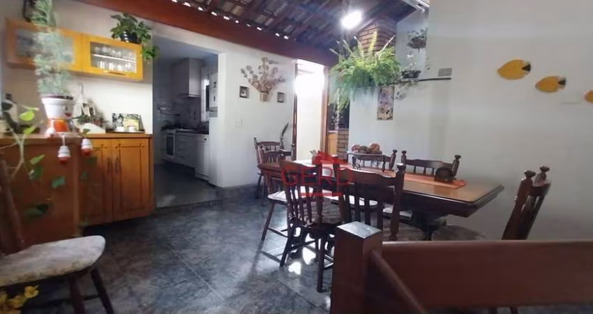 Casa Assobradada Mobiliada para Venda ou Locação Campesina, Osasco/SP