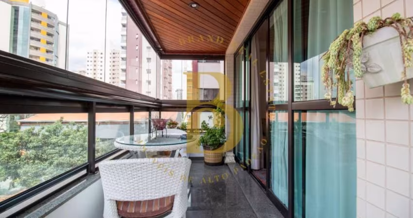 Apartamento com 221 m², 3 quartos sendo 3 suítes à venda no bairro Pompéia.