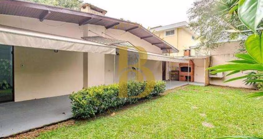 Casa com 285 m², 5 quartos sendo 2 suítes à venda no bairro Alto de Pinheiros.