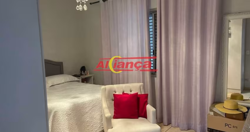 localizada em região com excepcional infraestrutura e cercada de farta oferta de serviços e comé
