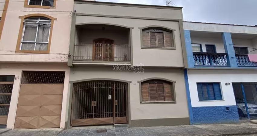 Ótima casa de 4 quartos a venda no Granbery