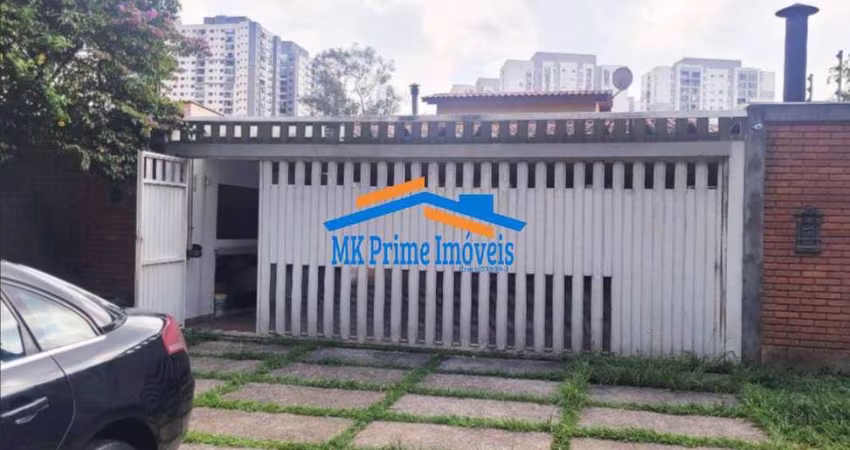Casa Térrea com 4 Dorm. sendo 1 Suíte - Piscina - Continental