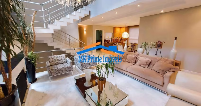 Casa em Condomínio 490m² com 4 Suítes no Res. 18 do Forte.