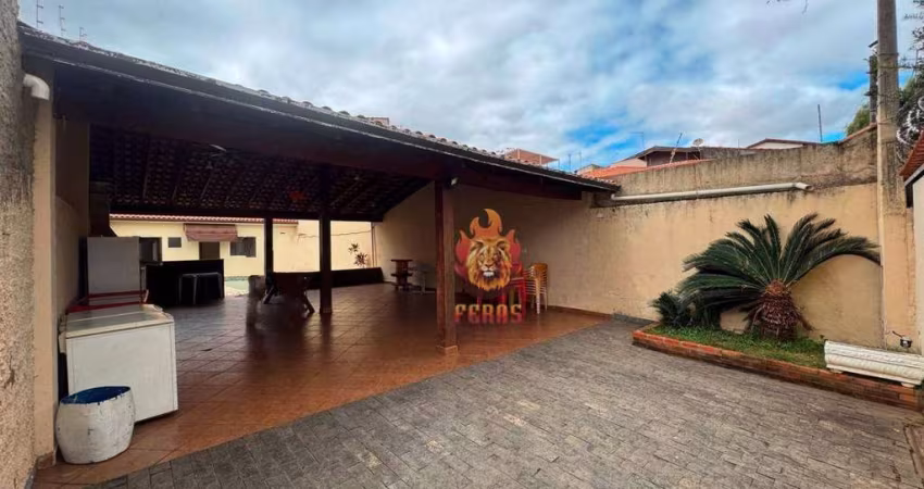 Casa com 1 dormitório à venda, 100 m² por R$ 370.000,00 - Wanel  Ville - Sorocaba/SP