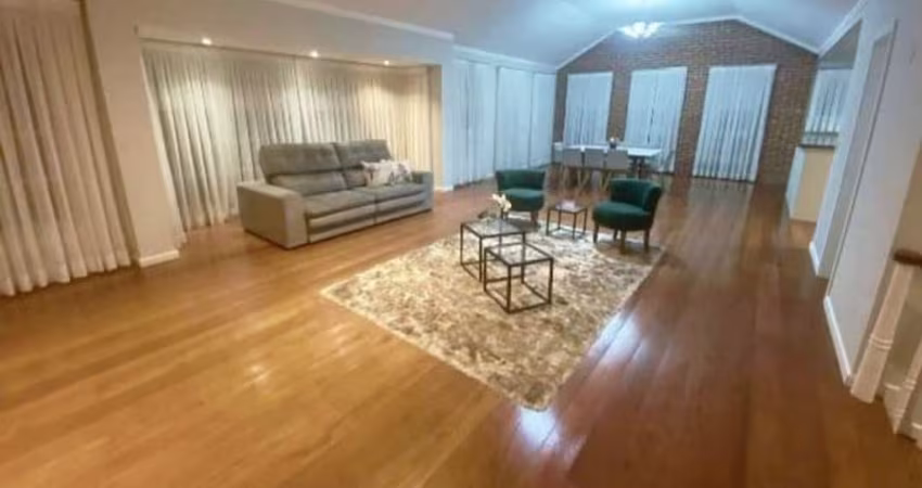 Casa em Alphaville, Santana de Parnaíba - 3 Dormitórios e Área de Lazer Completa