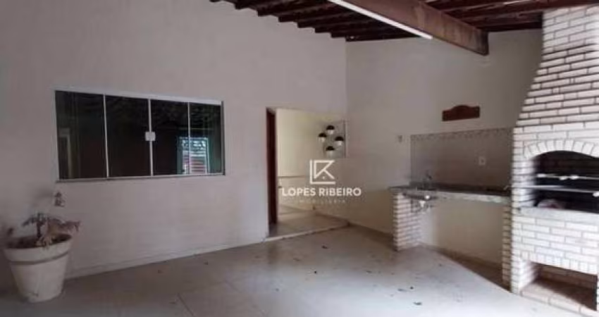 Casa com 3 dormitórios para alugar, 1 m² por R$ 2.000,00/mês - Jardim São Francisco - Santa Bárbara D'Oeste/SP