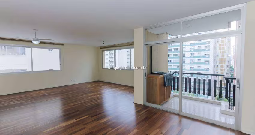 Itaim Bibi: 3 Dorm | 1 Suíte | 2 Vagas | 160 m² úteis