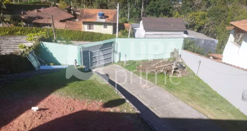 Casa Térrea com 3 dormitórios sendo 2 suítes á venda em Mairiporã
