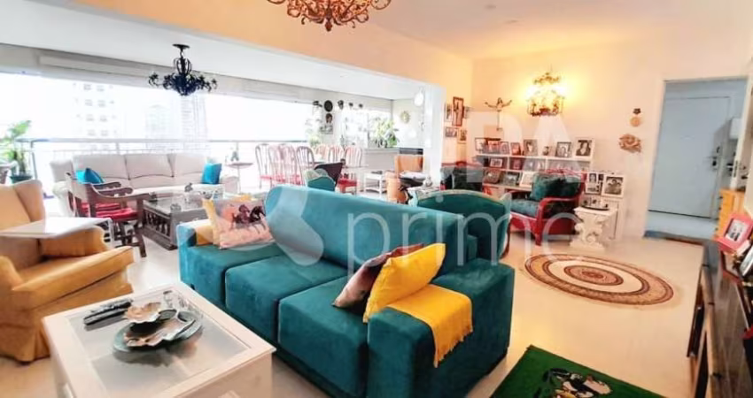 Apartamento com 4 suítes à venda em Santo Amaro