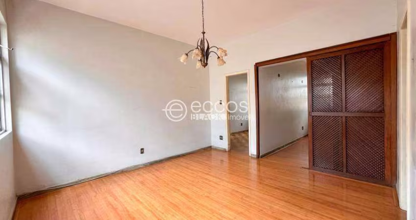 Apartamento à venda, 4 quartos, 1 suíte, 2 vagas, Santo Agostinho - Belo Horizonte/MG