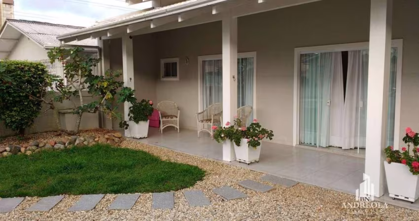 Linda Casa no Bairro Fazenda em Itajaí