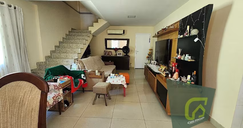 Casa Independente em Condomínio Fechado com Lazer, Segurança 24h e Lago Privativo – Mais de 450m² de área construída!