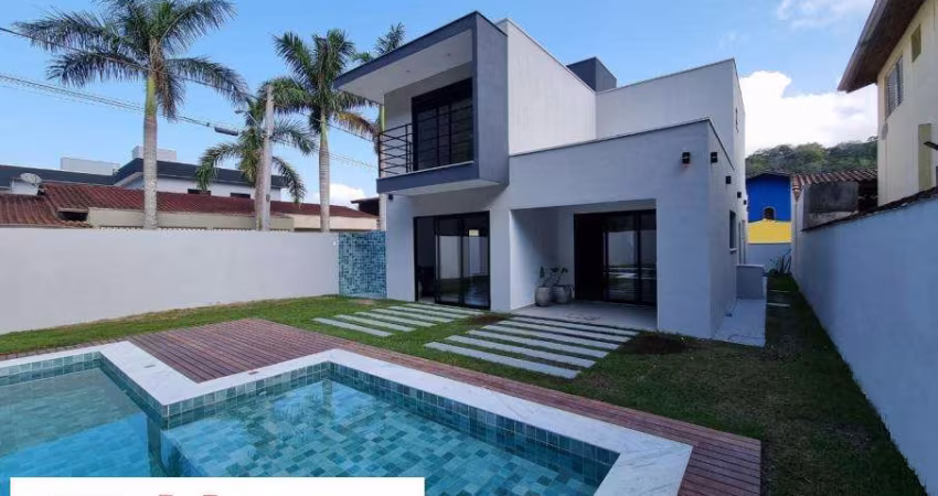 Sobrado de alto padrão, novo, Recanto Verde Mar - Massaguaçu