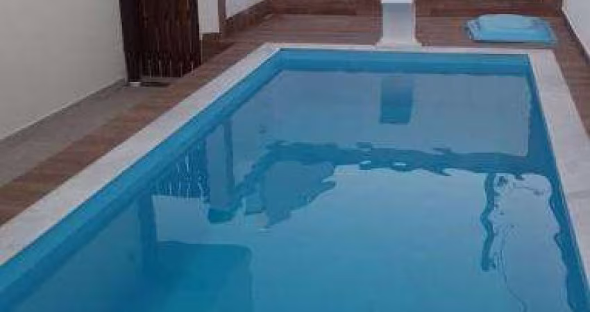 Casa médio padrão - com piscina - Pontal de Santa Marina