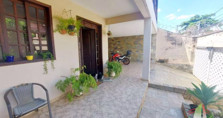 Casa com 5 quartos à venda, 360 m² por R$ 990.000 - Santa Amélia - Belo Horizonte/MG