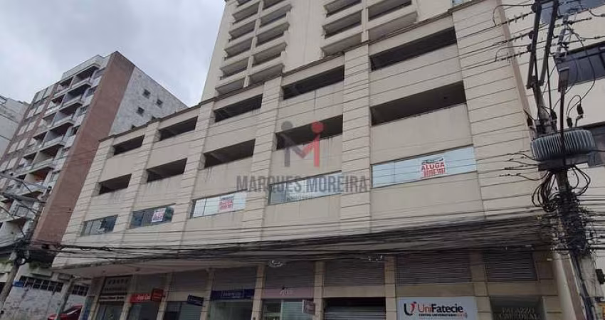 Excelente 2 Quartos Suíte Varanda Armários Vaga Numerada Centro