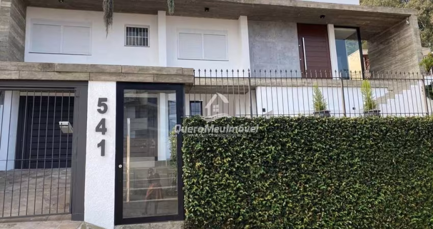 Casa com 4 quartos à venda na Rua Capitão Artemim Karan, 541, Santa Catarina, Caxias do Sul