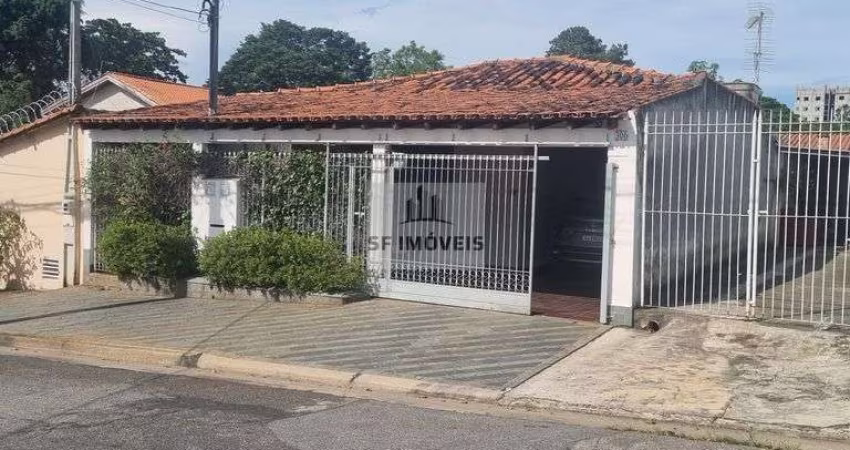 Ótima casa, térrea, 150m², 2 quartos, em terreno de 380m², no Além Ponte