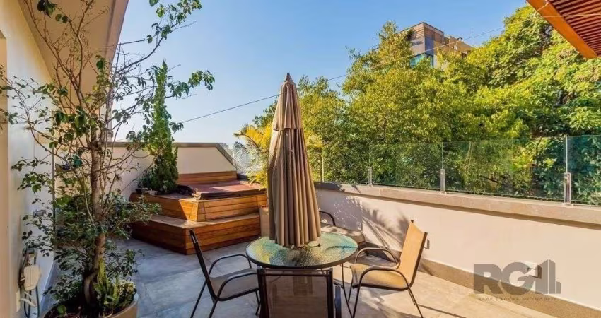 Excelente cobertura de 182m² com 3 dormitórios e 2 vagas.