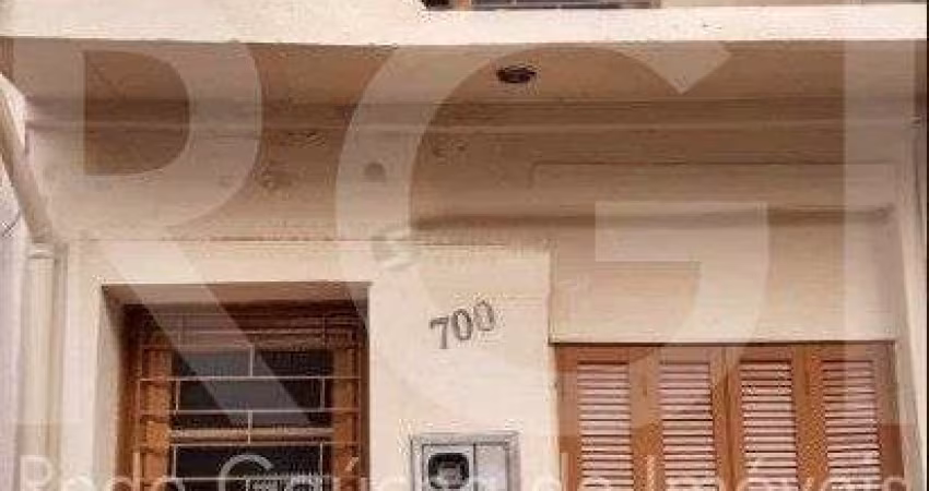 Casa para Venda - 64m², 2 dormitórios, Menino Deus