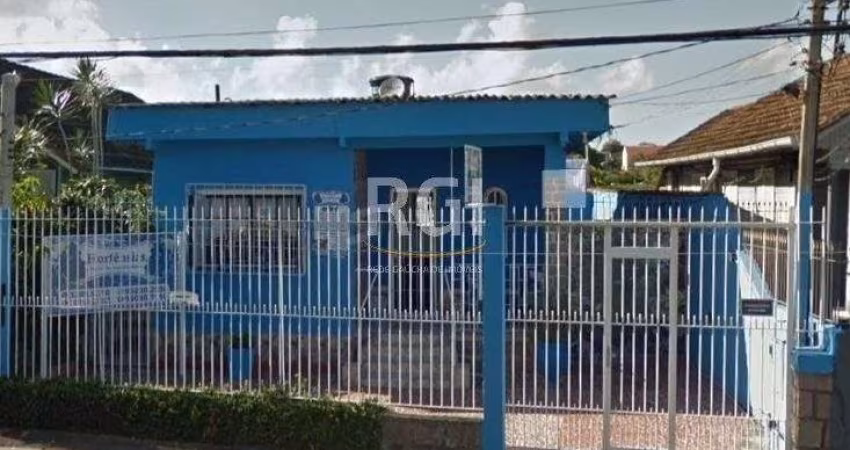 Casa para Venda - 333m², 4 dormitórios, Tristeza