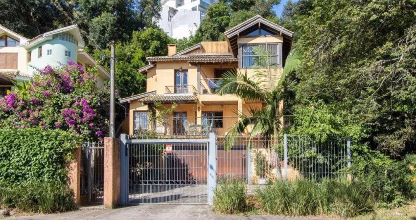 Casa para Venda - 323.49m², 4 dormitórios, sendo 1 suites, 5 vagas - Ipanema