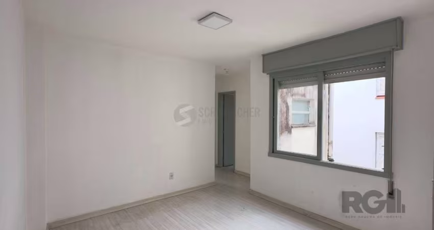 Apartamento 2 dormitórios ensolarado, com vaga de garagem no Menino Deus