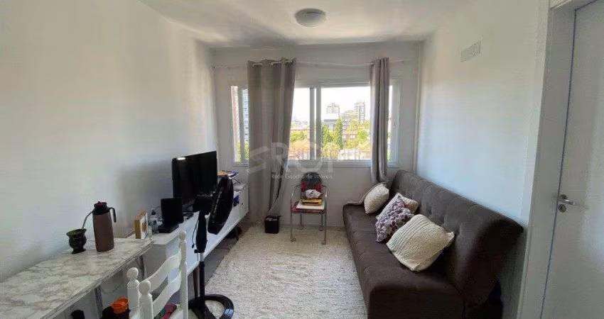 Apartamento para Venda - 55.48m², 2 dormitórios, 1 vaga - Petrópolis