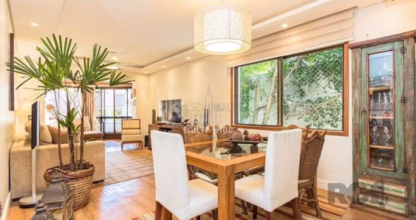 Apartamento no bairro Floresta de 3 dormitórios e 2 vagas