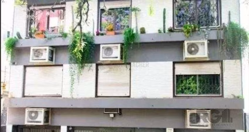 EXCELENTE APARTAMENTO 3 DORIMITÓRIOS, SENDO 1 SUÍTE, 4 BANHEIROS, COM BOX