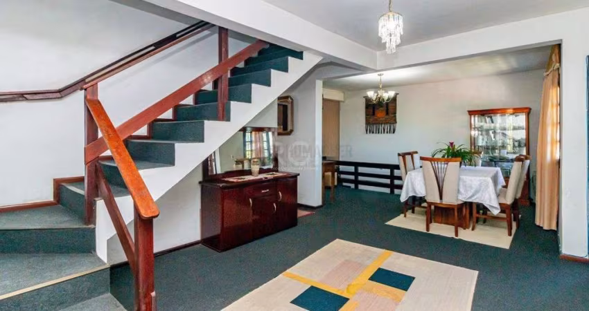 Casa para Venda - 280m², 3 dormitórios, sendo 1 suites, 2 vagas - Vila Jardim