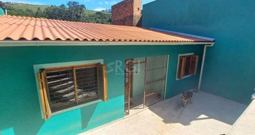 BAIXOU!!! APROVEITE!! LINDA CASA , 3 DORMITÓRIOS, 2 VAGAS -  BAIRRO CASCATA- POA/RS
