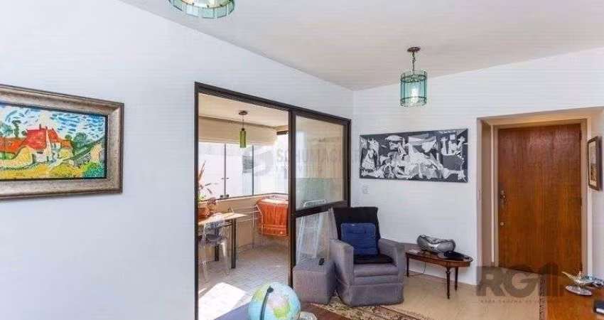 Apartamento 2 dormitórios, 2 banheiros, 1 vaga de garagem no Bairro Independência