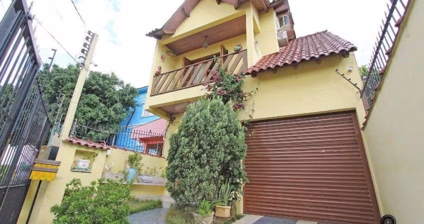 Casa para Venda - 165m², 3 dormitórios, sendo 1 suites, 2 vagas - Medianeira