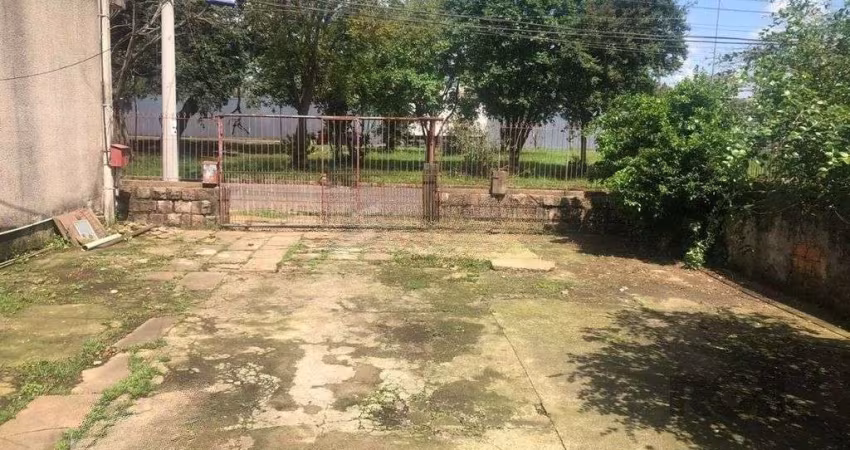 Casa 4 dormitórios no bairro Santa Maria Goretti