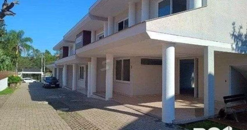 CASA A VENDA CONDOMINIO PEDRA REDONDA 03 DORMITORIOS
