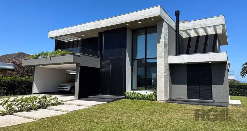 Casa em Condomínio em Atlântida