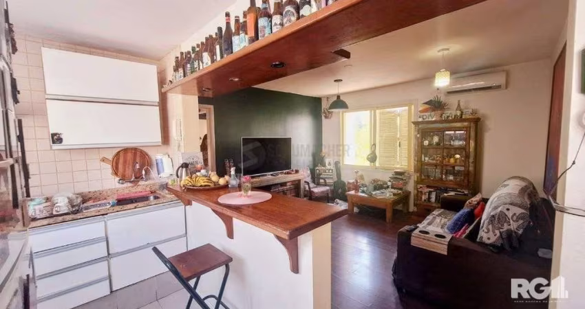 Apartamento com 2 dormitórios, 1 vaga coberta, no bairro Petrópolis, em  Porto Alegre, RS